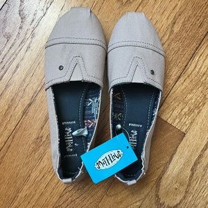 Mad Love Lydia slip on shoes, blush, size 7, NWT